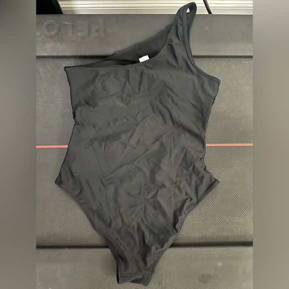 Midnight Elegance Tummy Control One-Piece - Picture 5 of 8